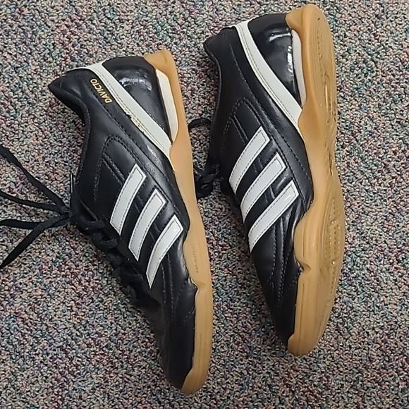 RARE Adidas Davicto IV Black Leather White Gum  Mens Indoor Shoe - Picture 4 of 8
